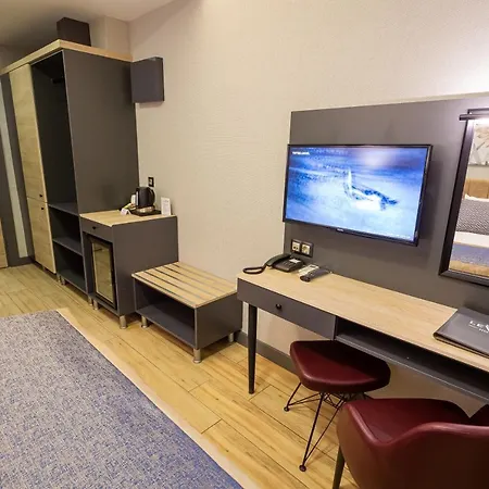 Levor Hotel