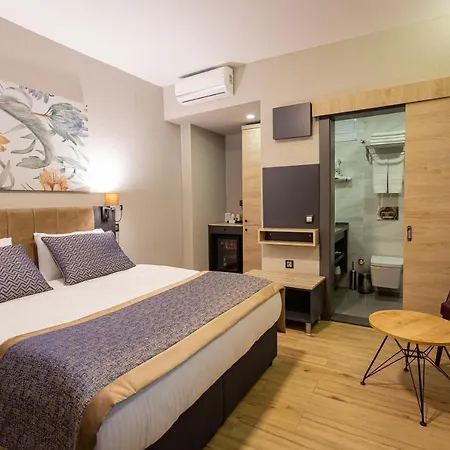 Ξενοδοχείο Levor 4*