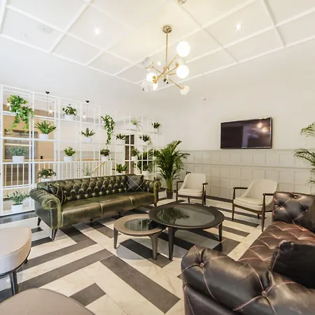 Levor Hotel