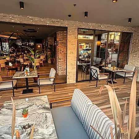 Levor Hotel
